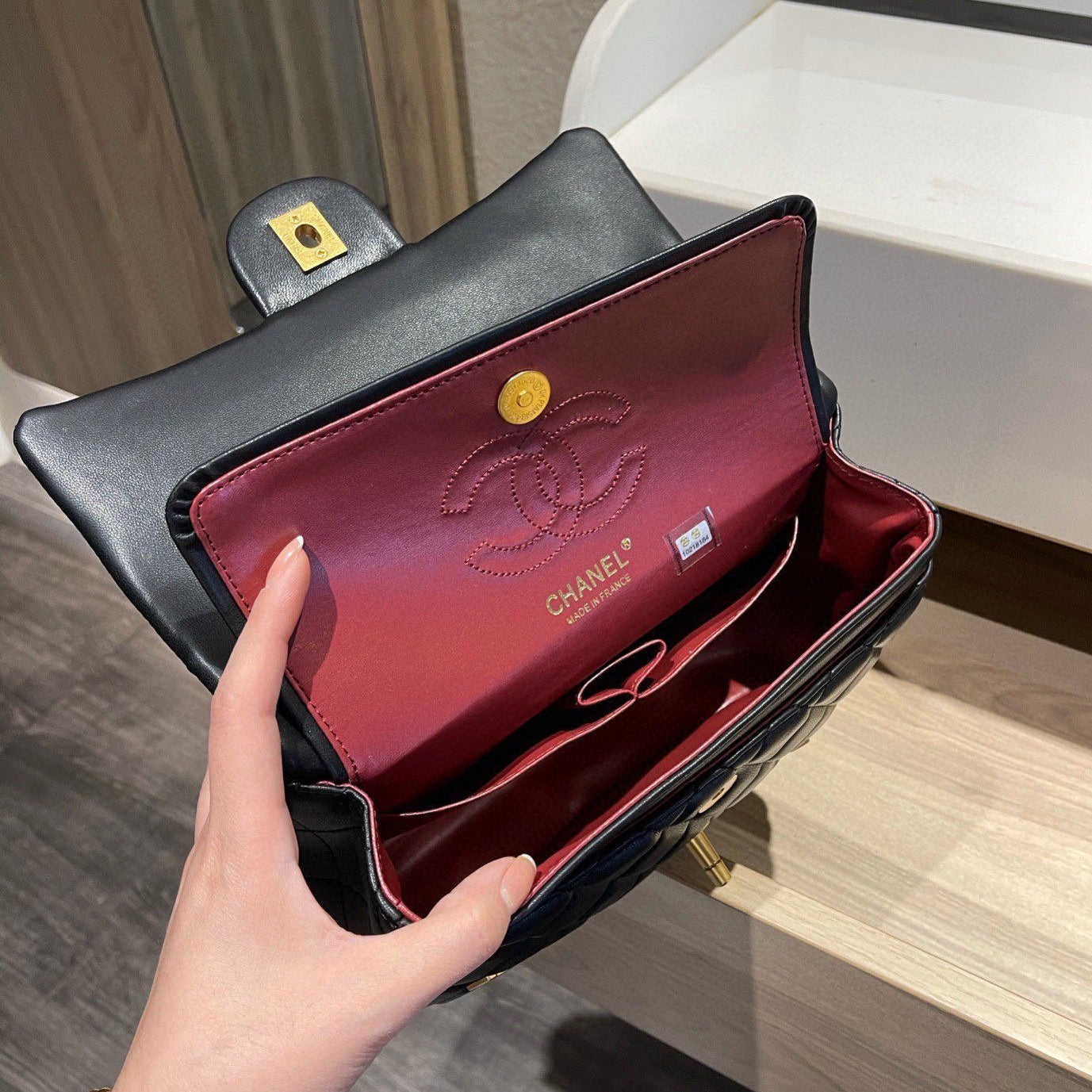 New trendy and fashionable women's bags PD10042815