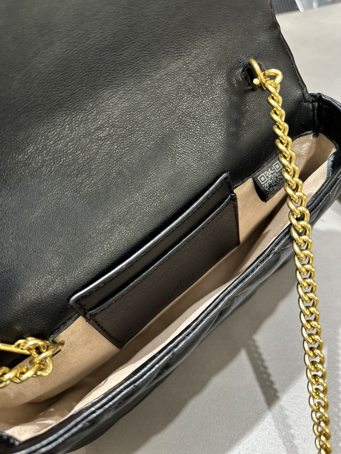 Marmont Collection Chain Bag XC16070606