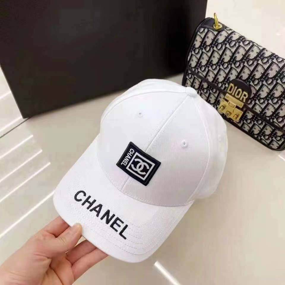 2022 couple fashion cap black white two colors
