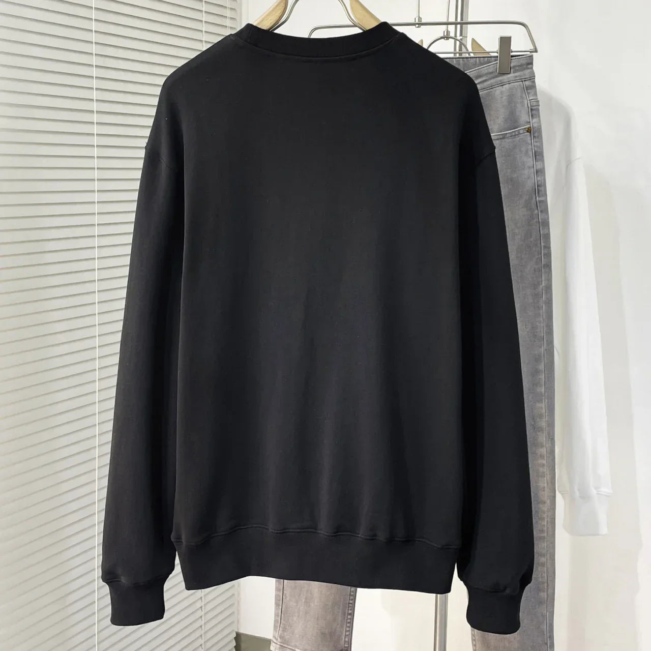 New fashion round neck casual sweater 1025033112