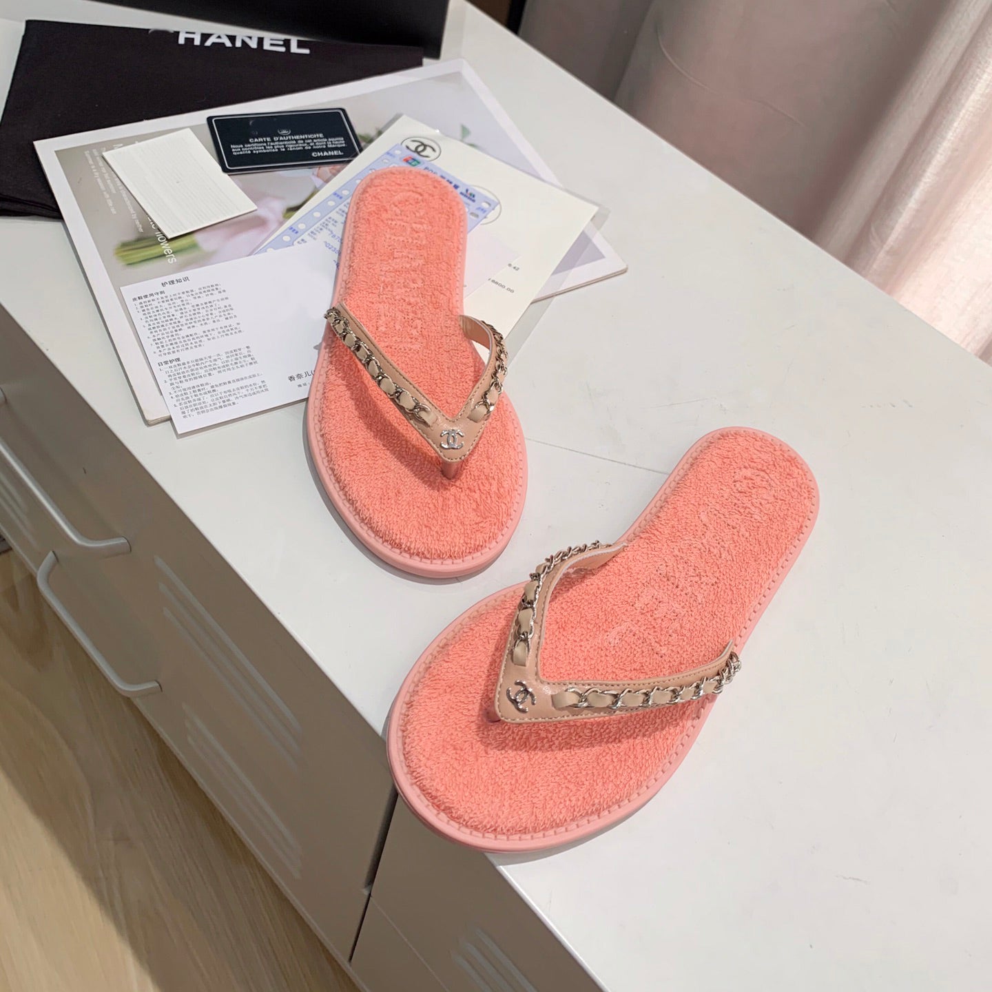 3-color flip flops 03011