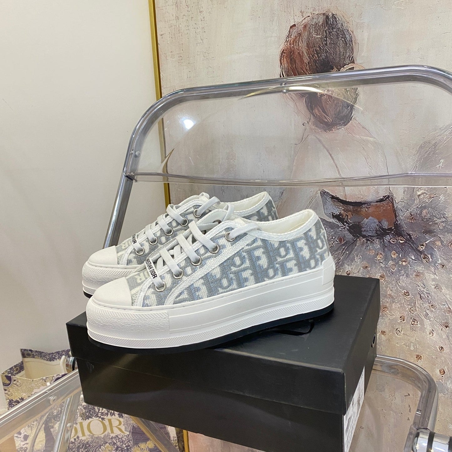 Low Top Classic Shoes XC0123072802