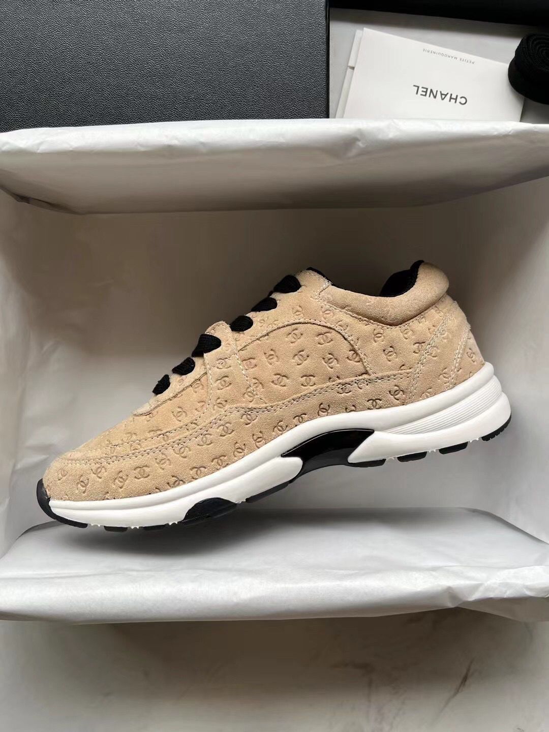 Black And White Panda Embossed Sneakers 0123121301