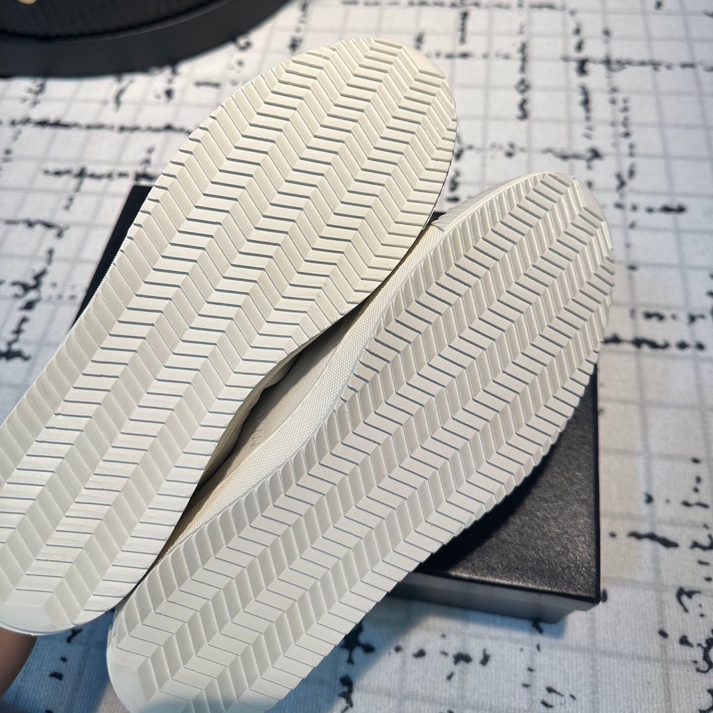 CNL casual sneakers 1824081204