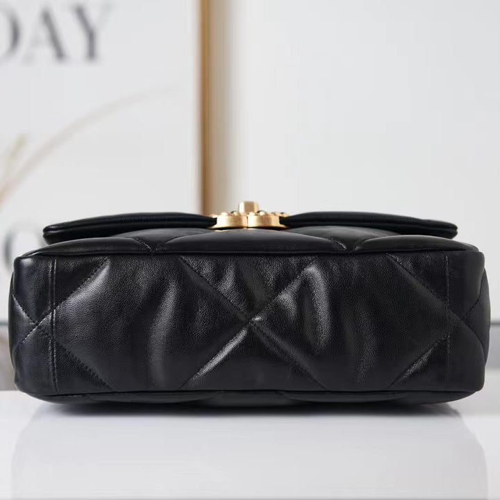 Handbag With Gold&Silver-toned Hardware