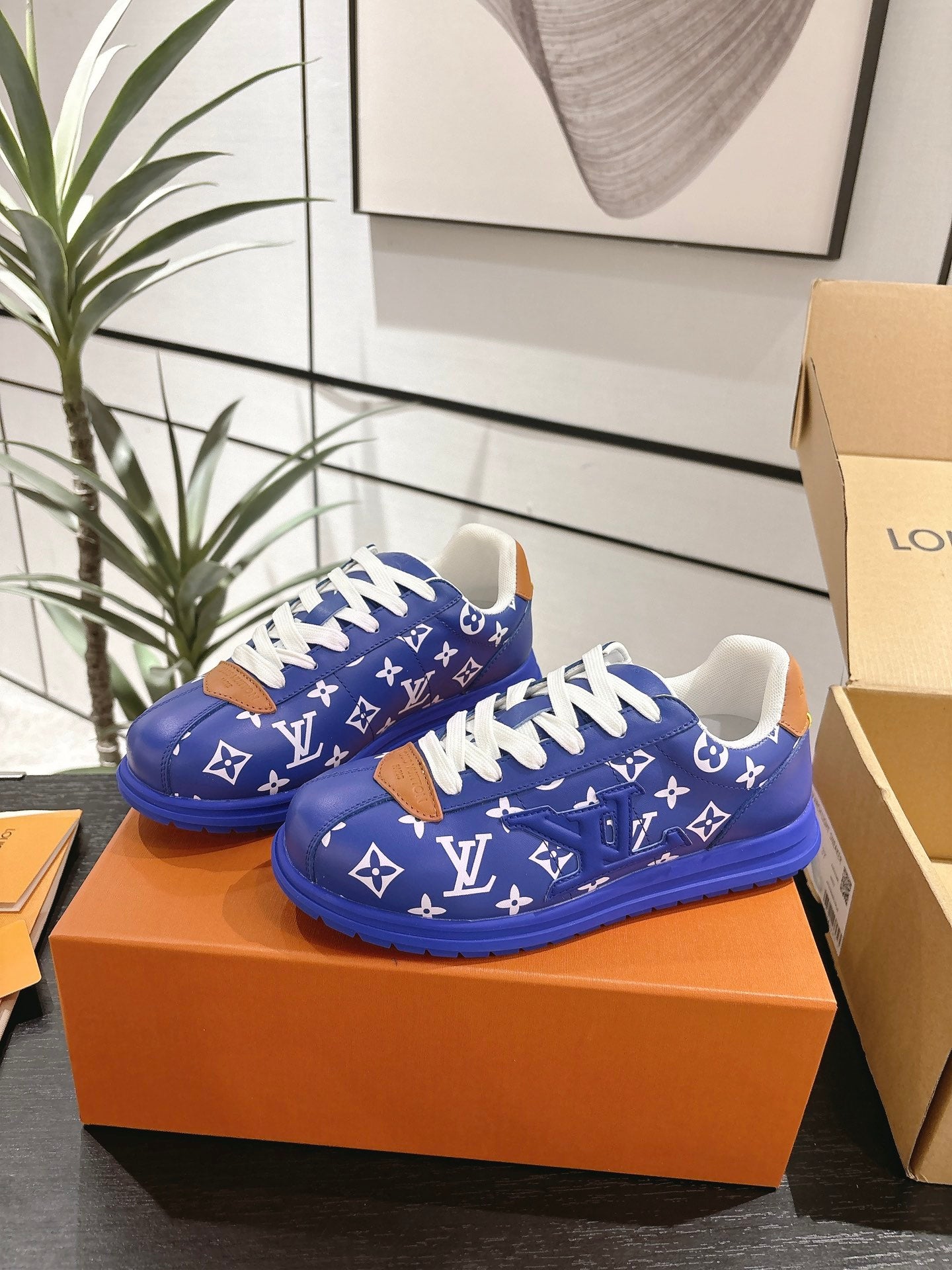 LV Sneaker 1825060605