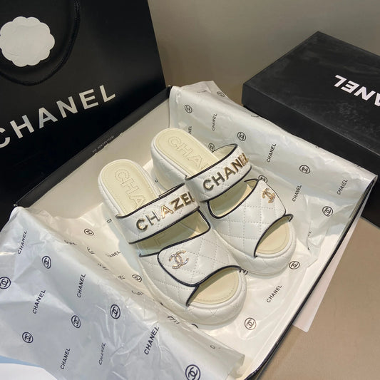 Luxury plaid fashion versatile thick sole sandals 1024061312