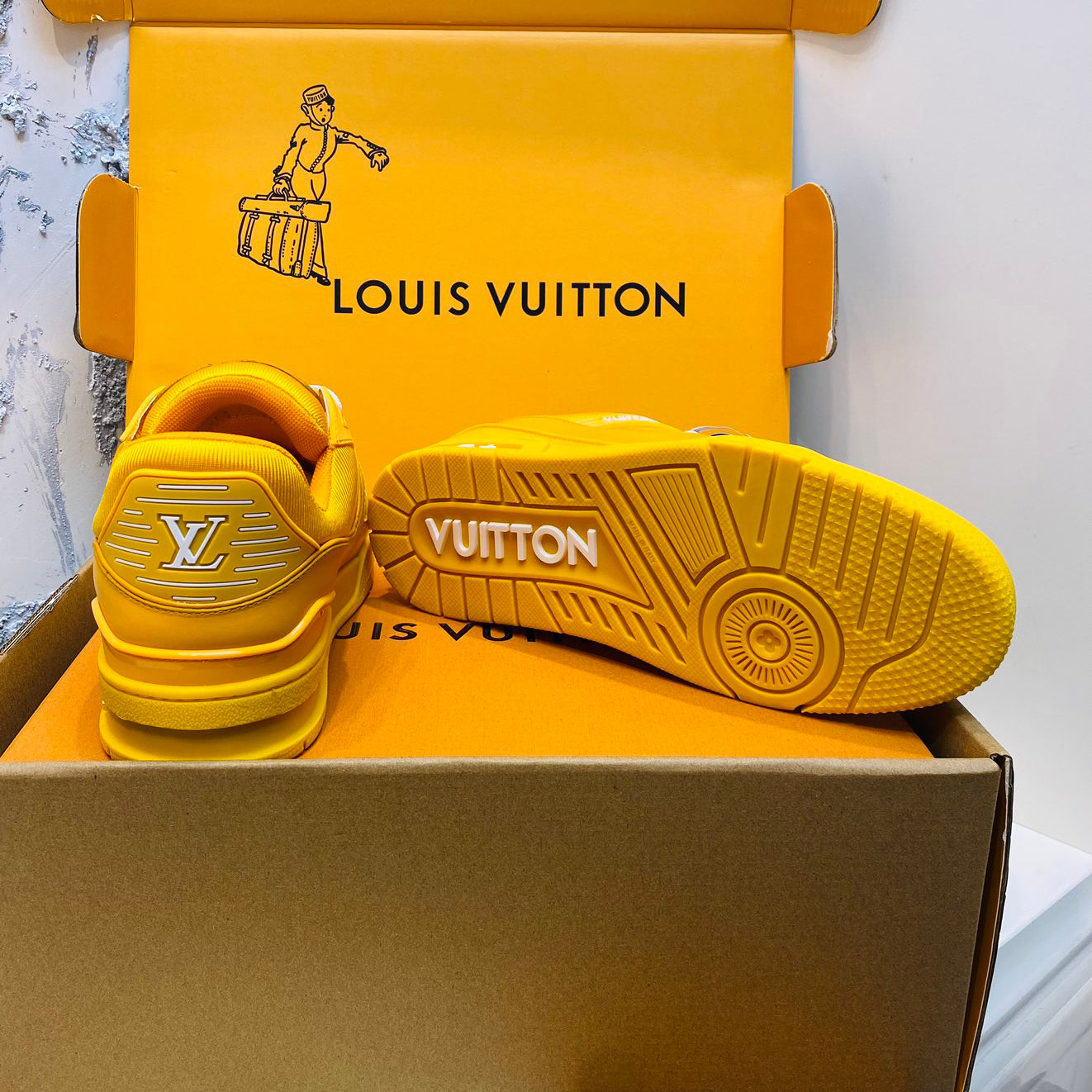 L Trainer Sneakers 1824090901