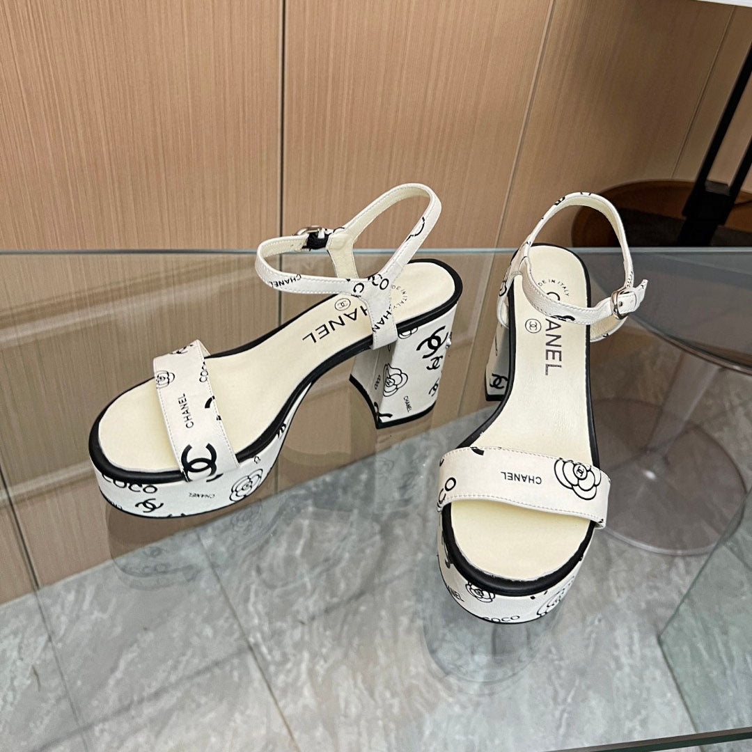 Classic high-heeled sandals blend modernity and fashion 1024031904