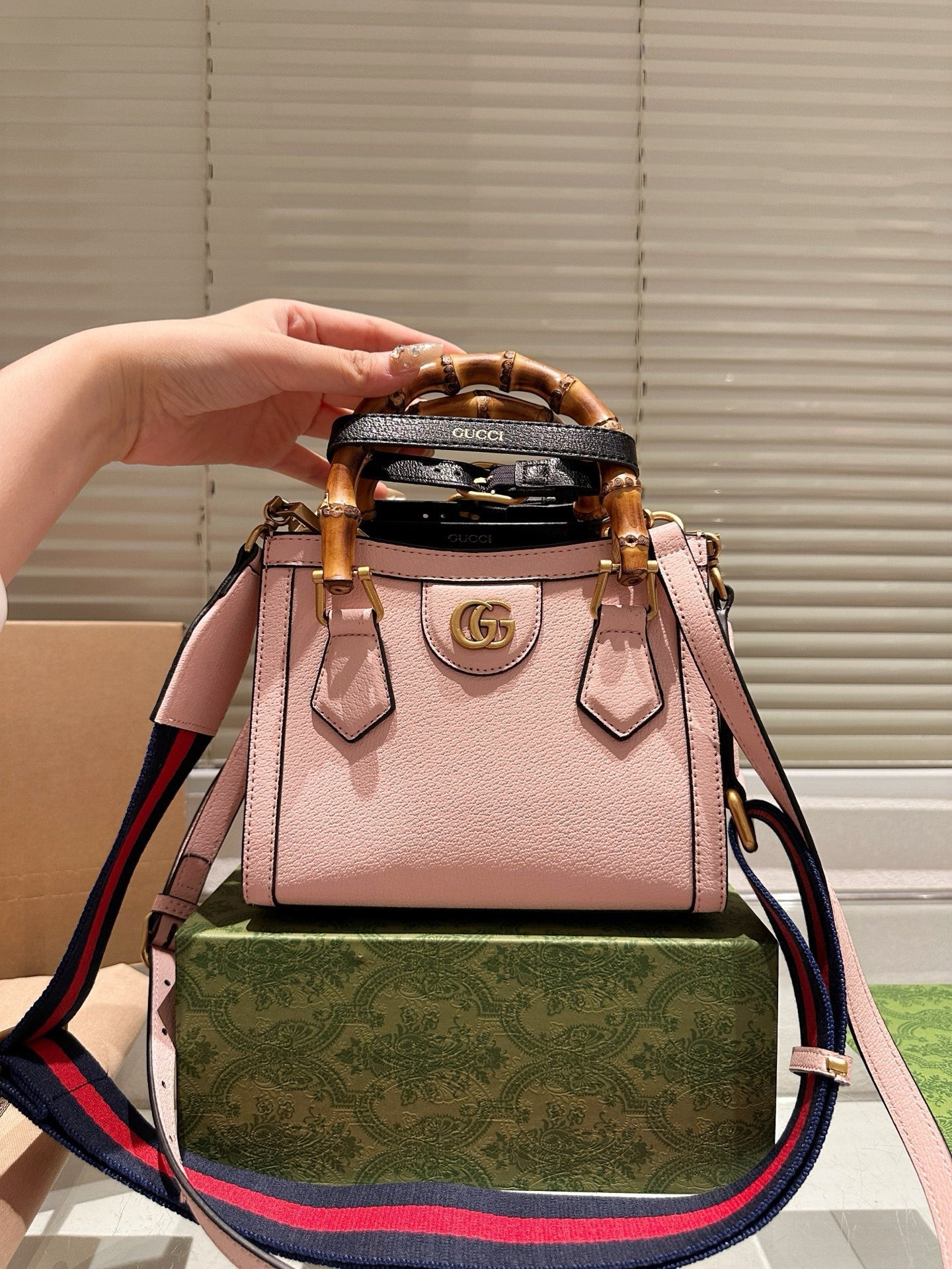 GG Mini Diana Bamboo Handbag(19*16) 1825062303