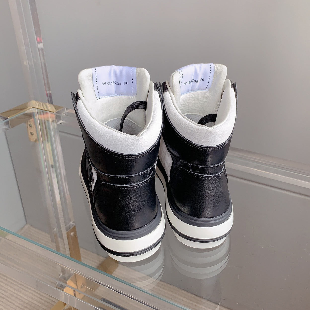 CNL Classic versatile rhombus sneakers 1824061008