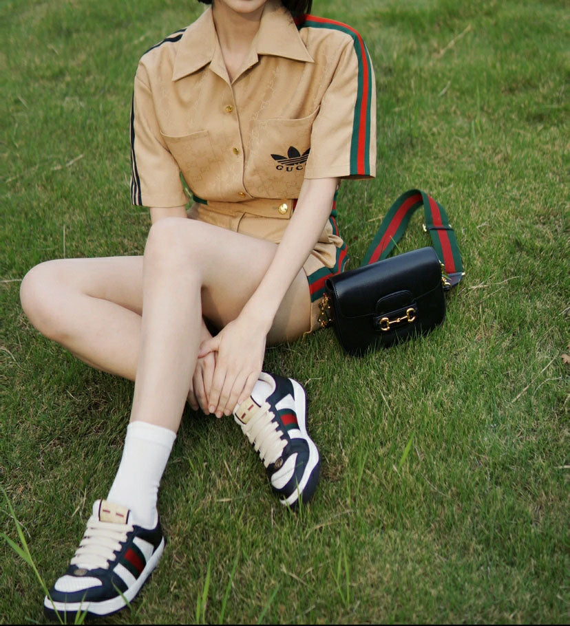 Classic Sneakers 25090302