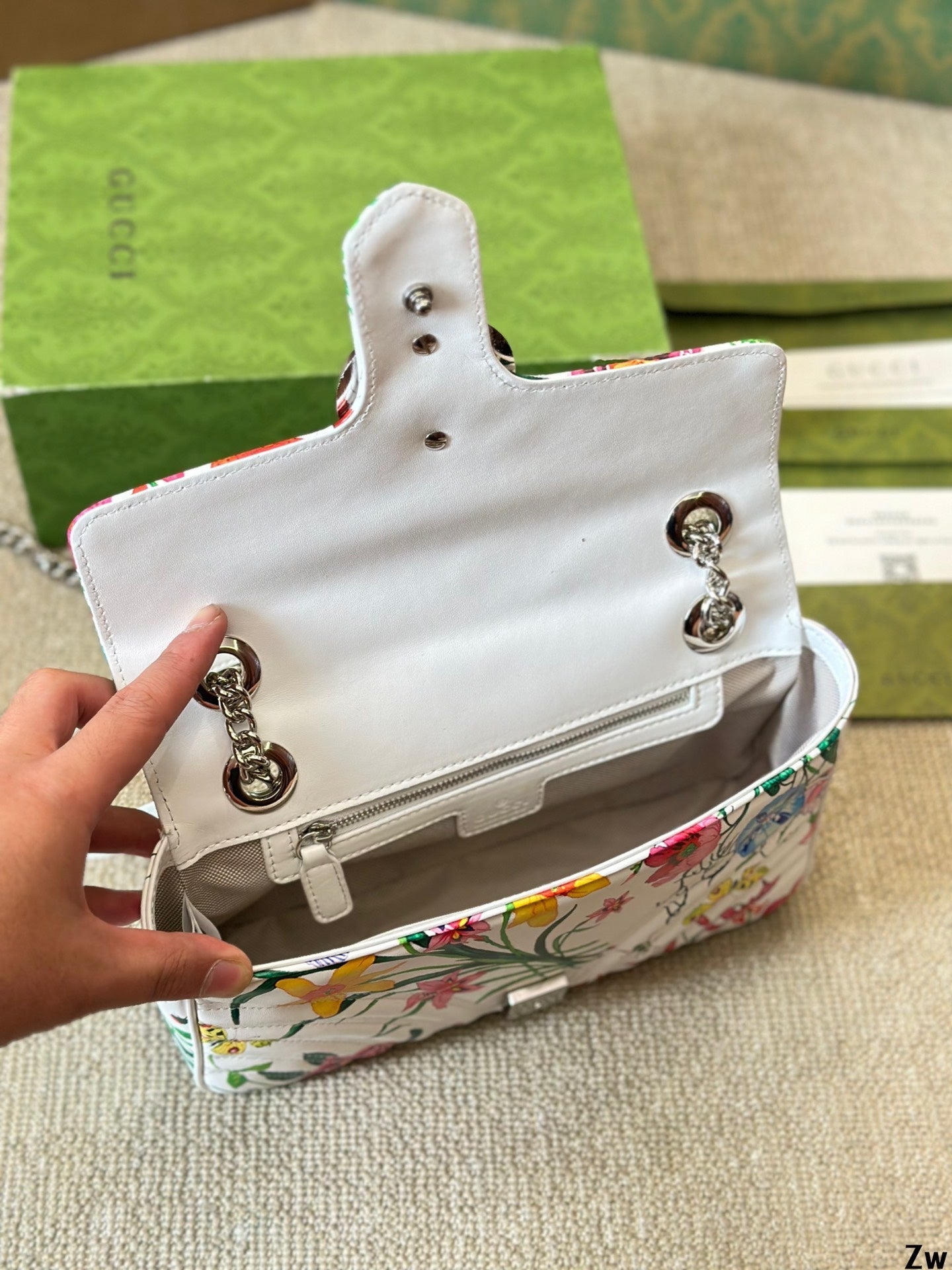 GG floral print shoulder bag 0724090402