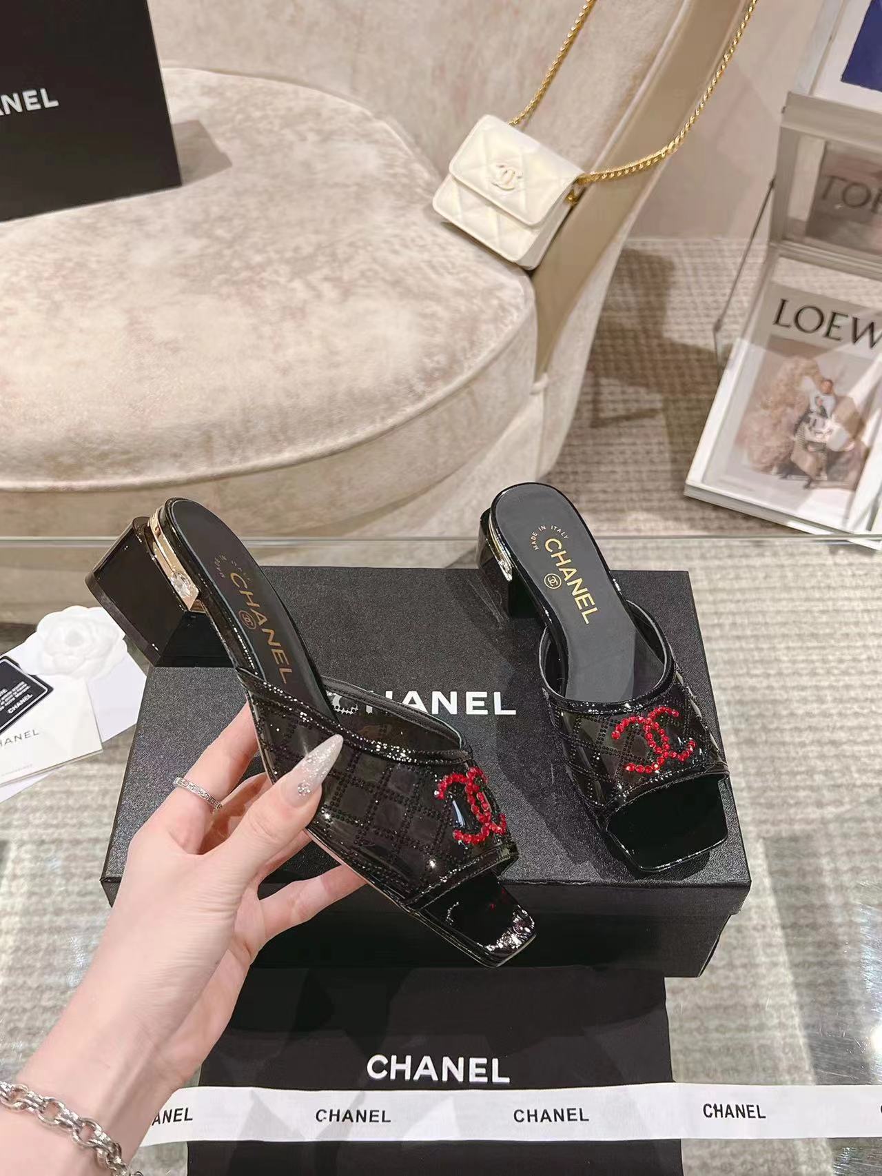 CNL24ss Fashion Low Heel Slippers 0724090508