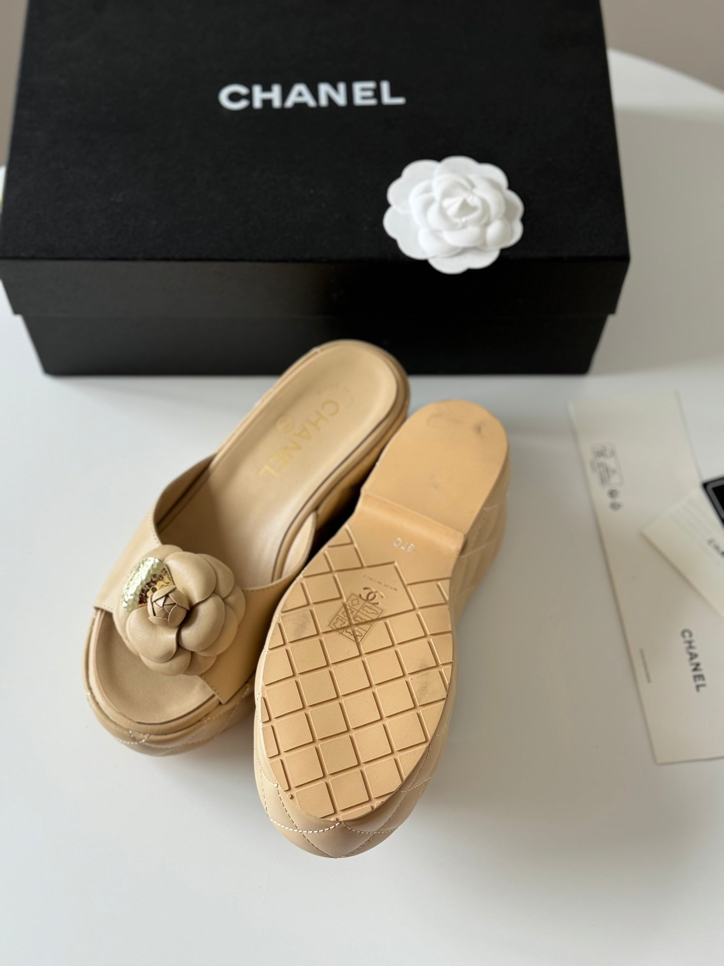 CNL 24SS camellia platform slippers 0724042709