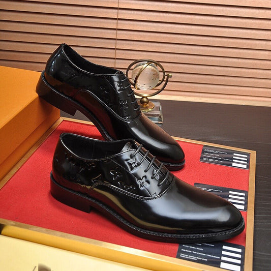 New black fashion leather shoes dress shoes