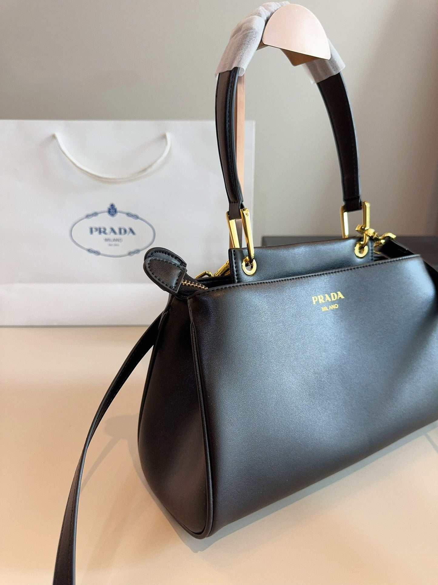 PR Hobo Shoulder Bag 1825061809