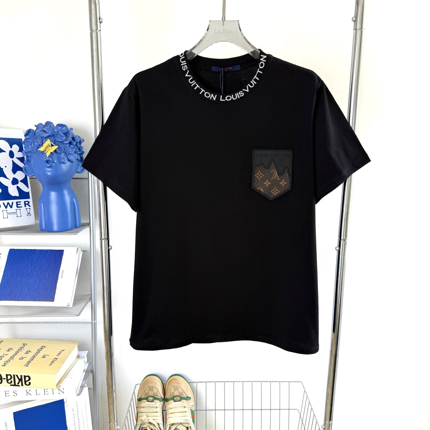 LV Embroidered leather logo T-shirt 1825042507