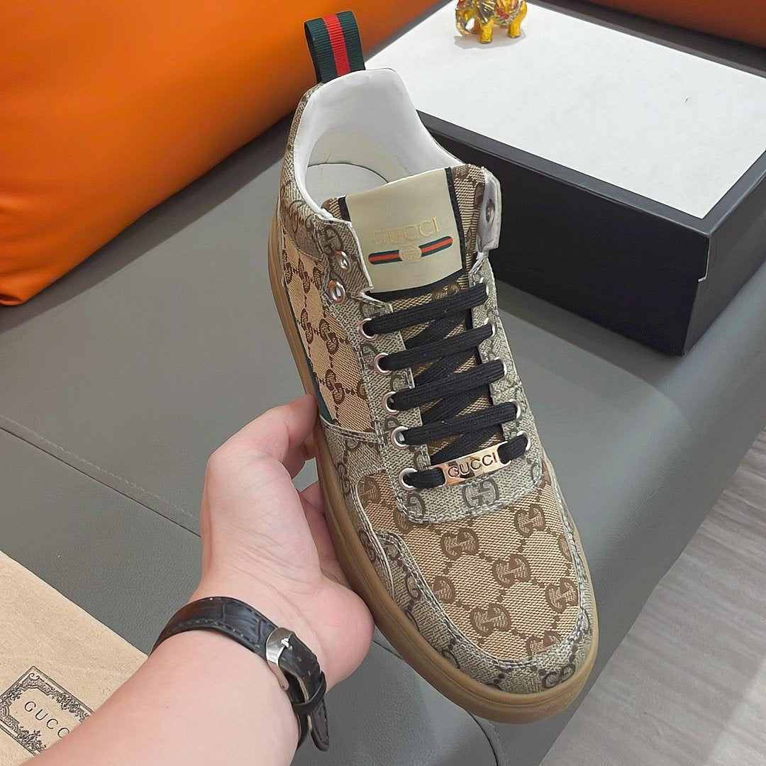 Classic G Casual Sneakers 08231215LCJ02