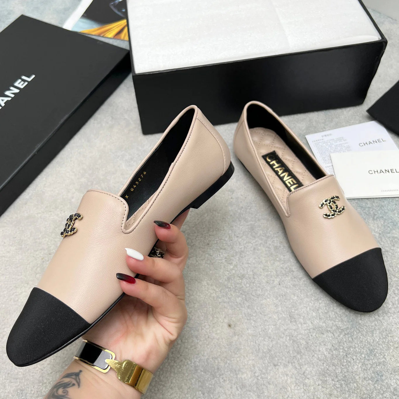 New Retro Round Toe Loafers 1024122401