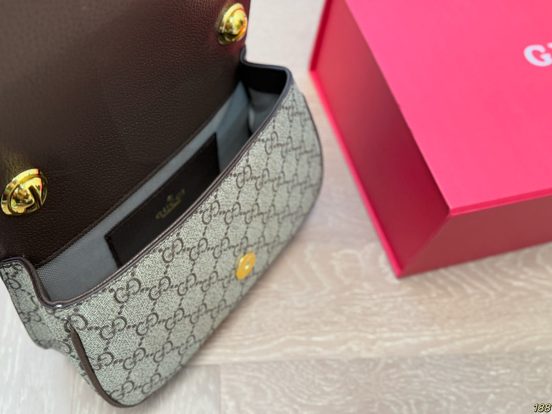 GG Blondie shoulder bag 1825040115