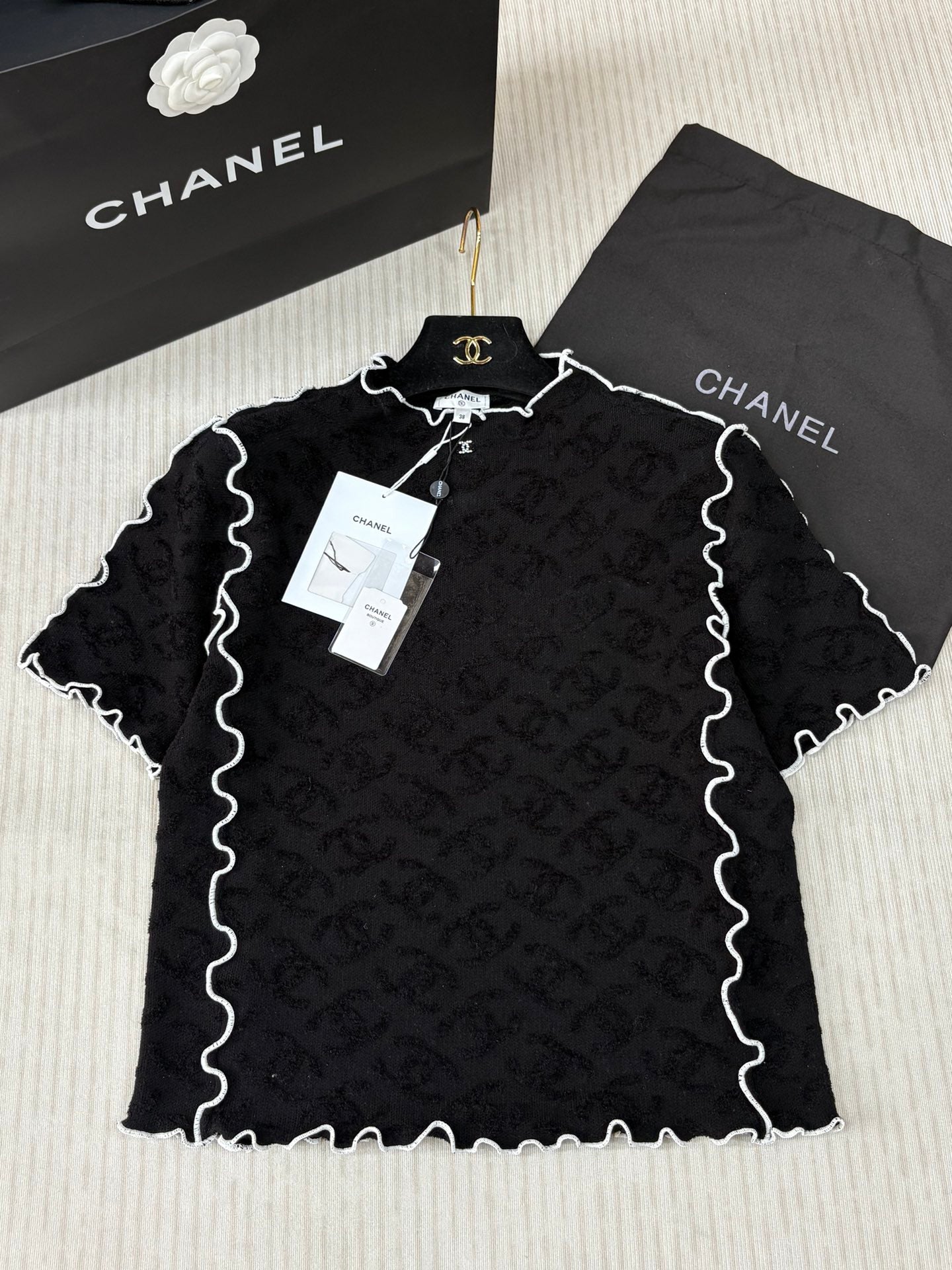 CNL Knitted short T-shirt 1825041801