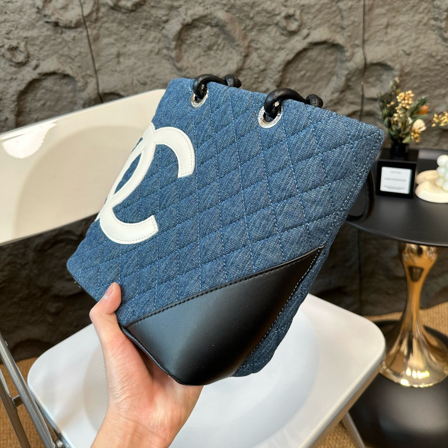 CH Denim tote 1824082103