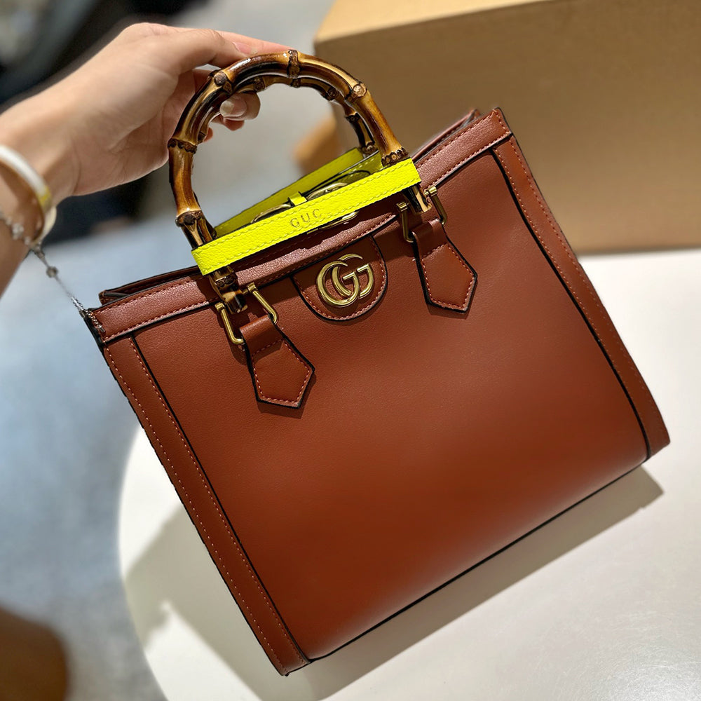 Fashion versatile handbag CWT10071335