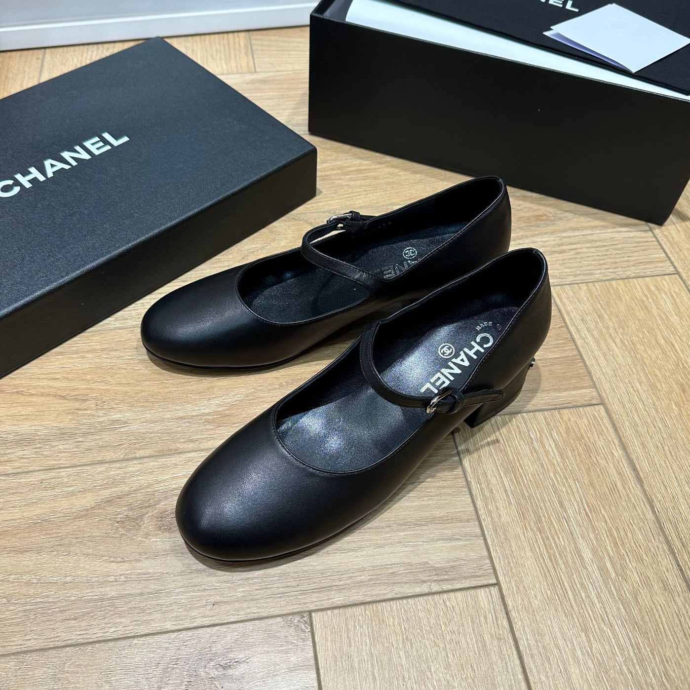 24 New all-match high heels 1824032304