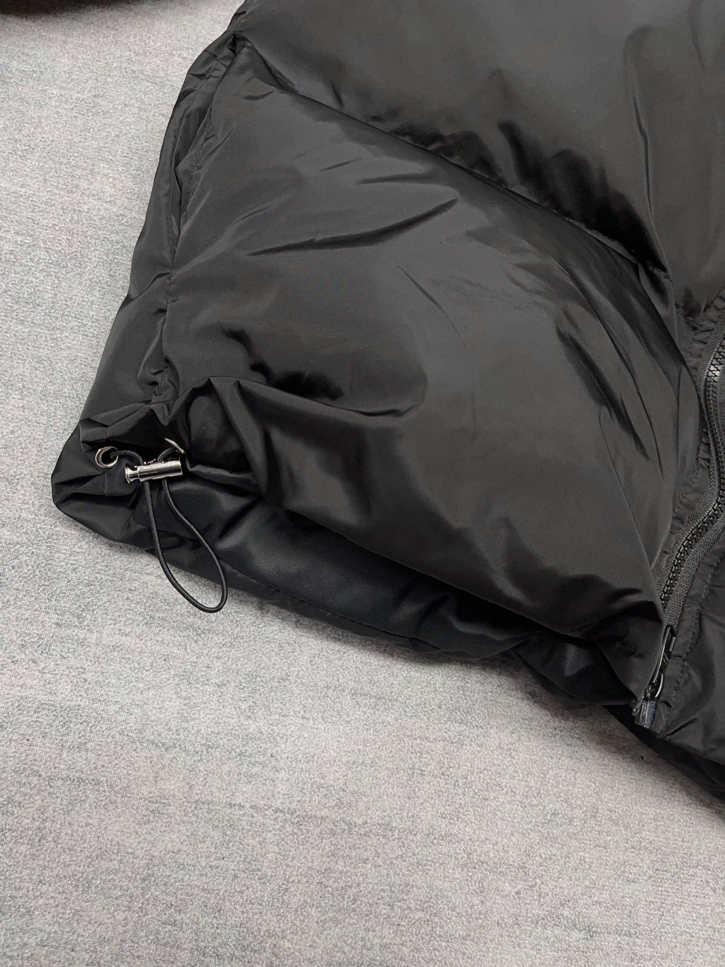 LV Embossed leather panelled stand collar down jacket 1824092904