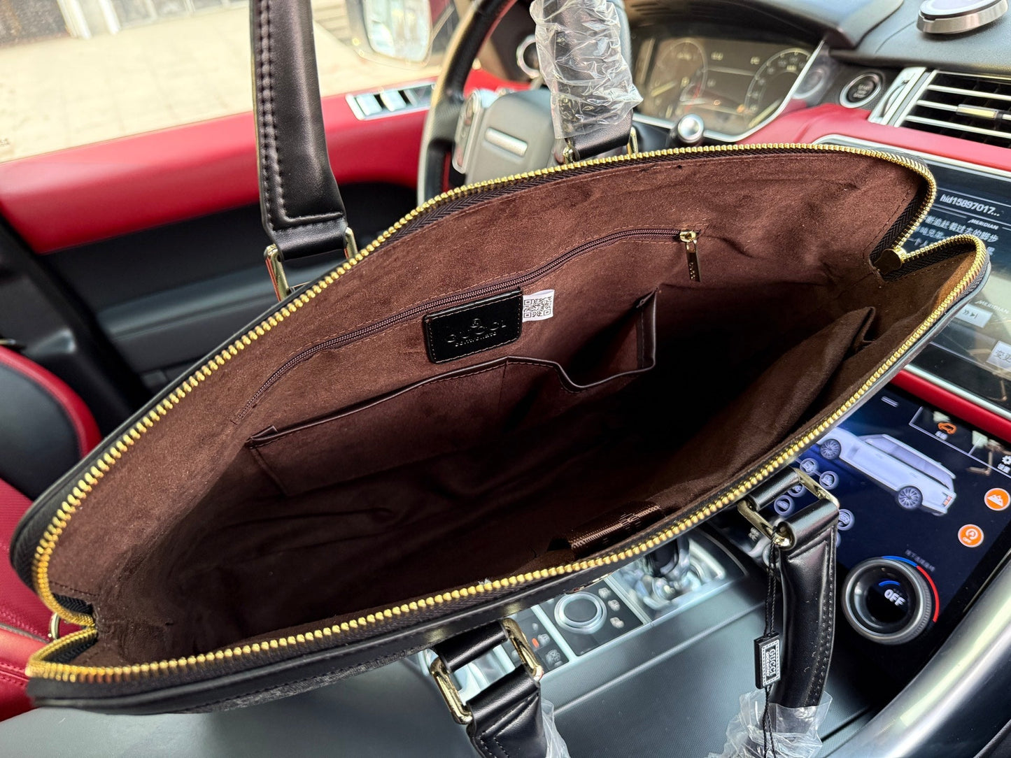 GG briefcase 1825040109
