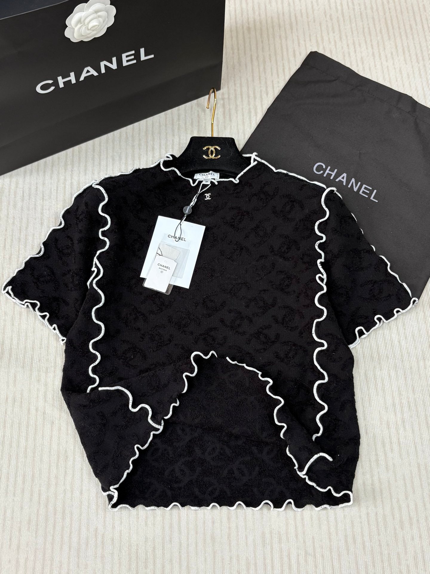 CNL Knitted short T-shirt 1825041801