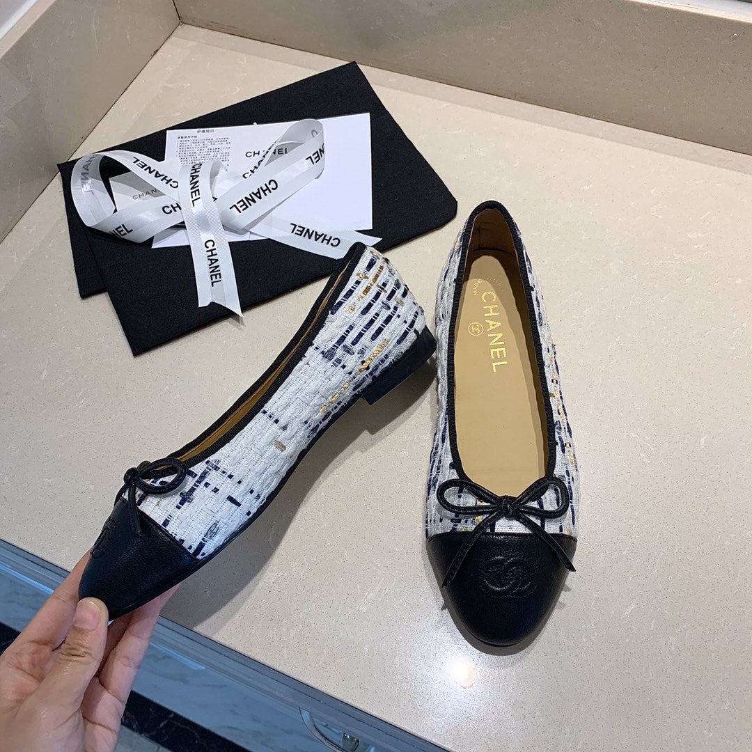 Classic comfortable flats 1824032302