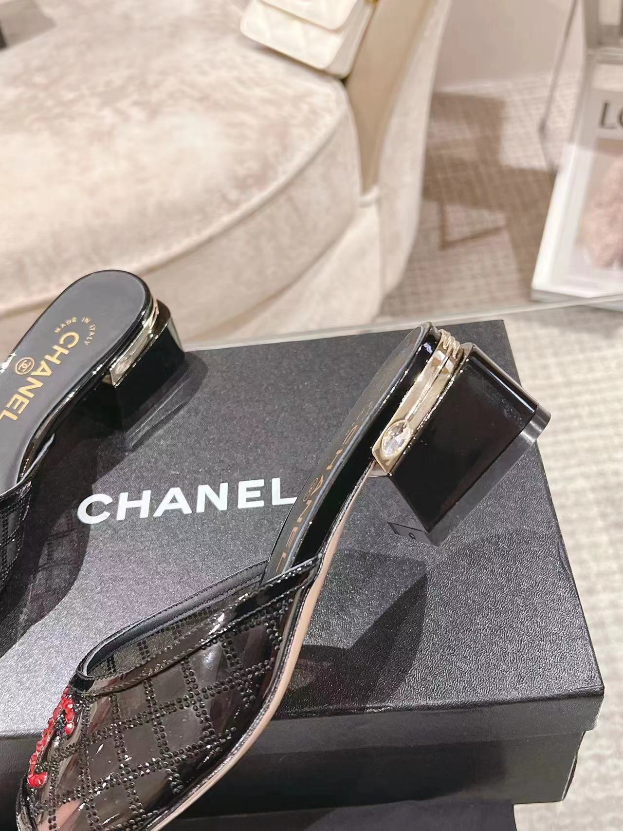 CNL24ss Fashion Low Heel Slippers 0724090508