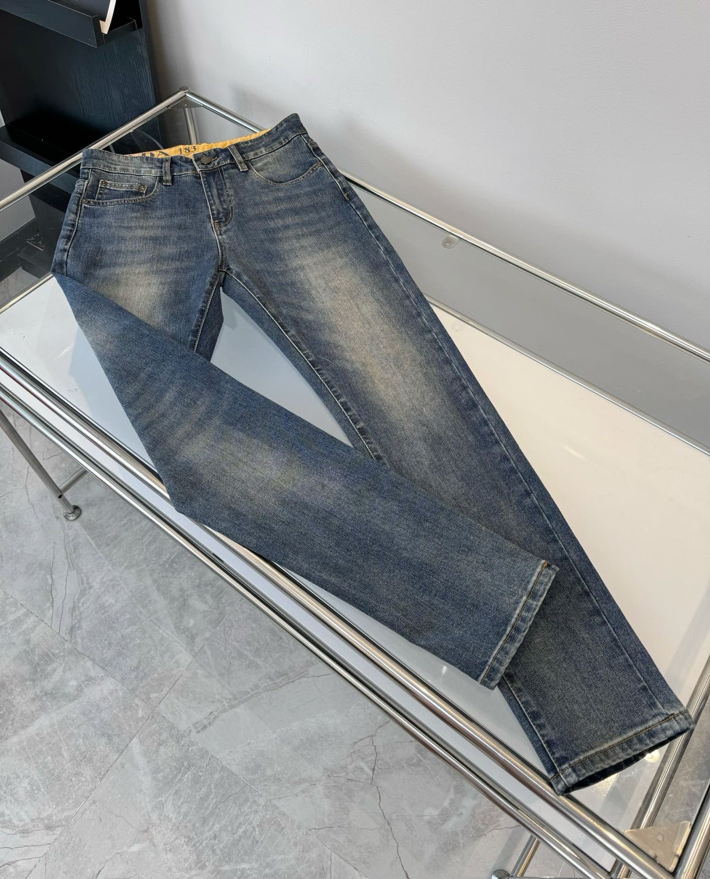 PR Embossed Letters Straight Leg Skinny Jeans 1824091007