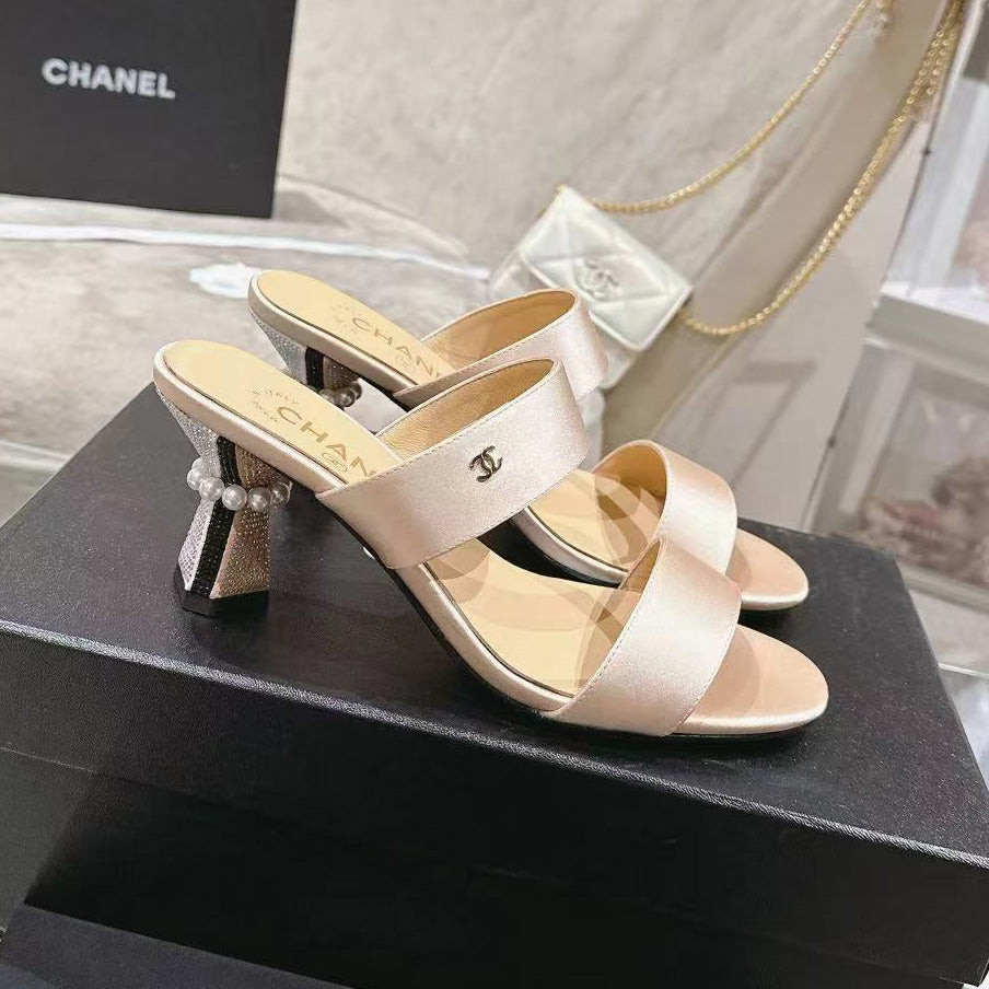 CNL Mary Jane exquisite pearl hot diamond combination high heels 1824061802