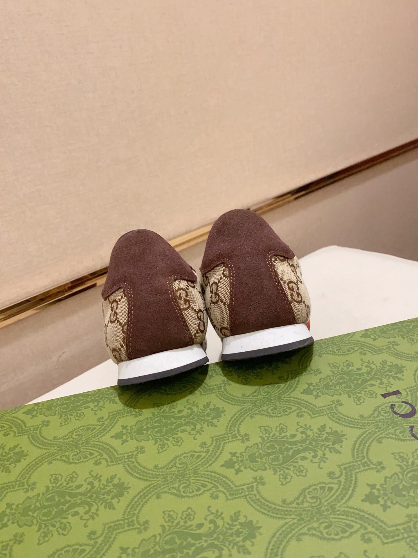 Classic letter presbyopia fashion casual sneakers PD1623071901