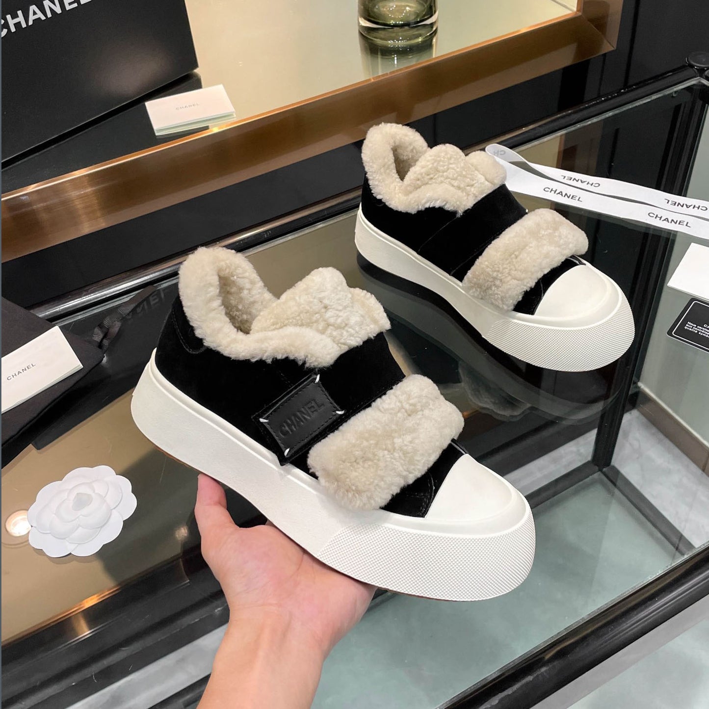 CH 24 new autumn and winter wool sneakers XC24092323