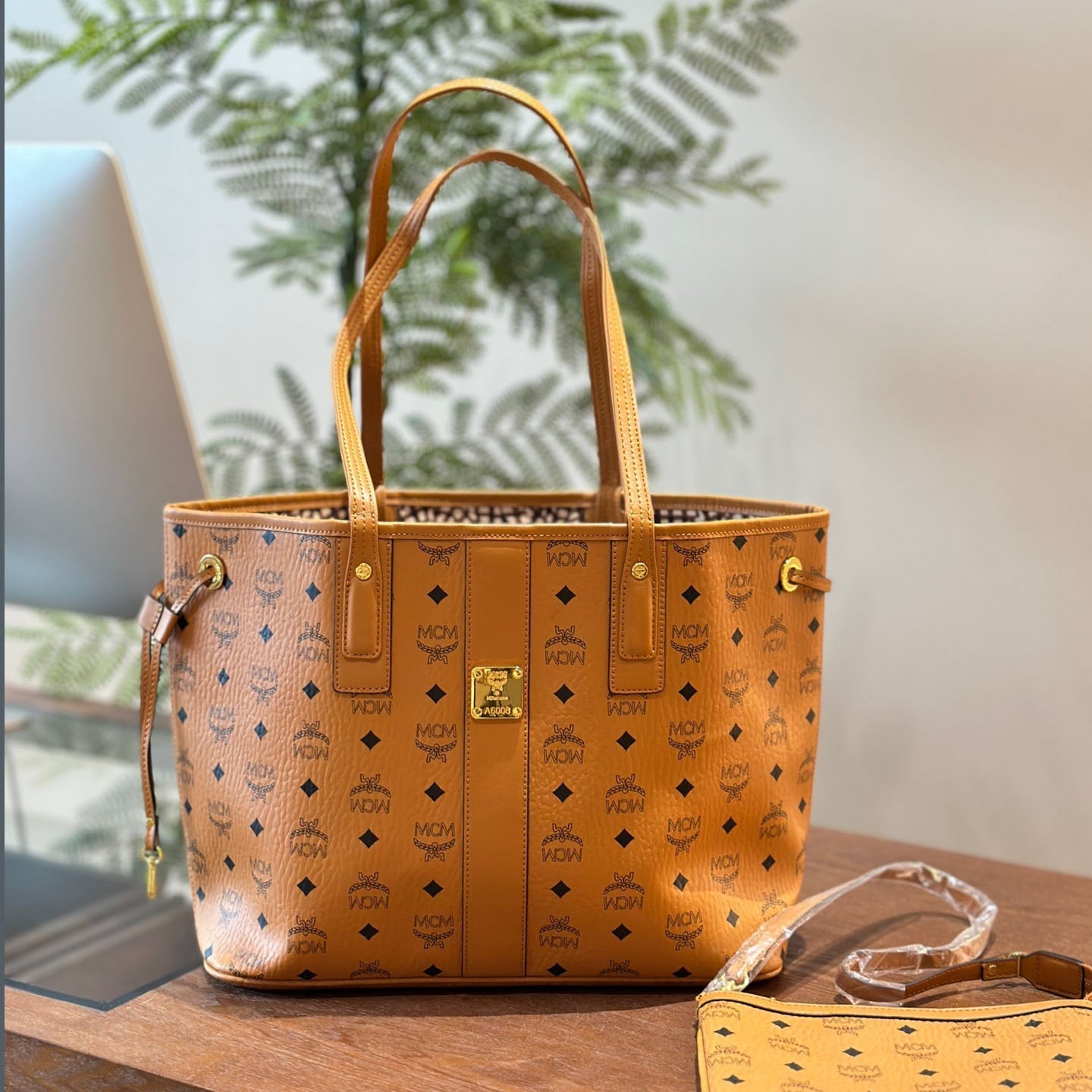 Classic mcm tote bag XC24092420