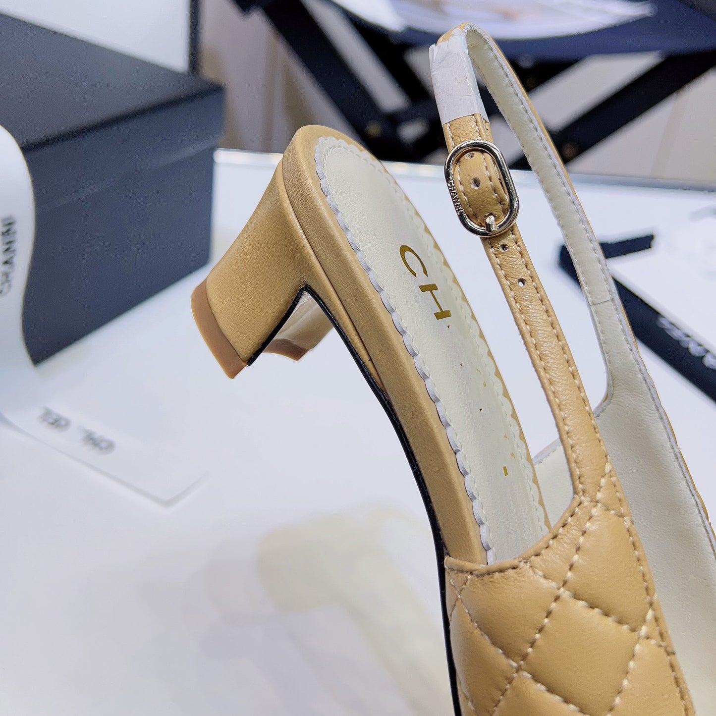 Pointed toe rhombus chain small high heel sandals XC16062303