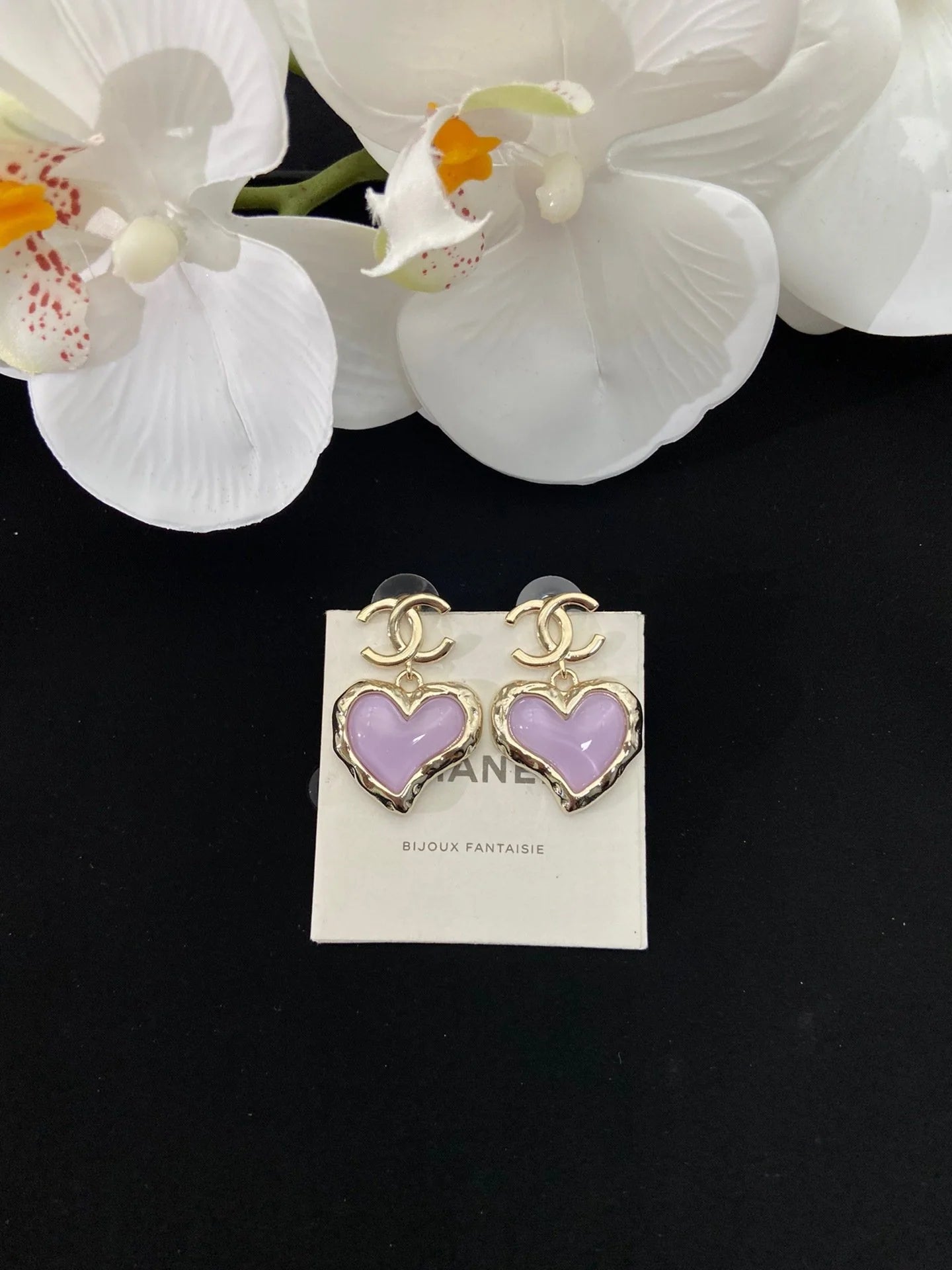 New Enamel Earrings With Heart-shaped Earrings 1024010312