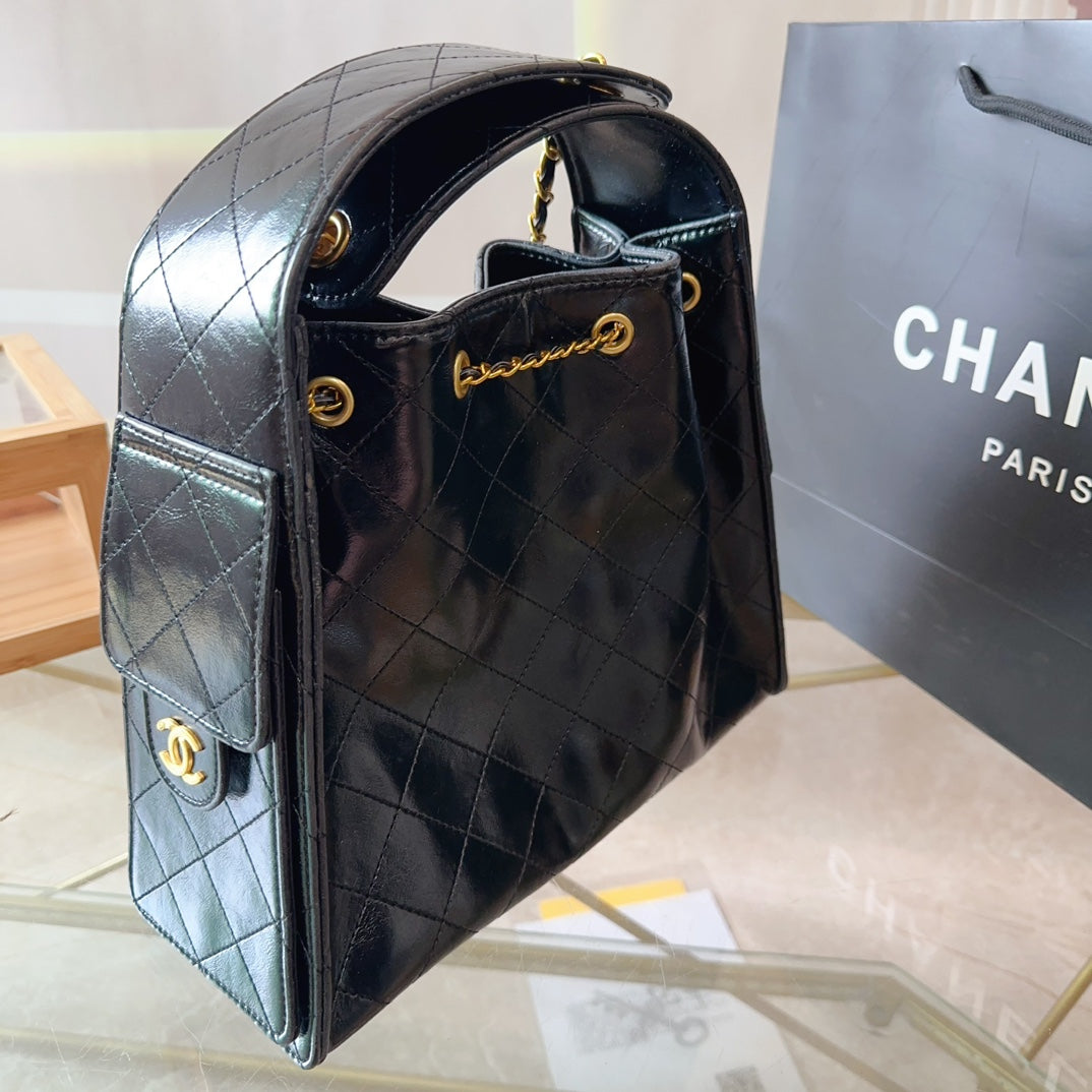 CH Bucket Bag 1824082102