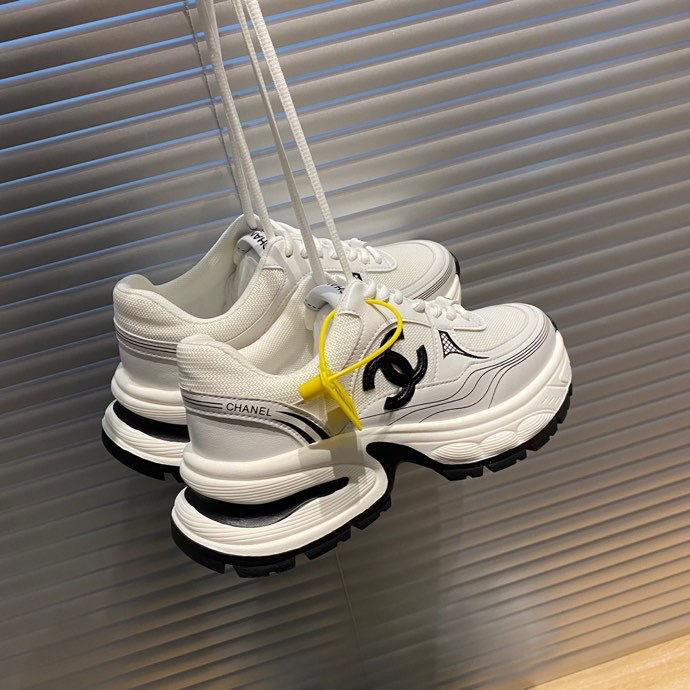 New Two-color Thin-soled Leather Casual Sneakers 1024031406