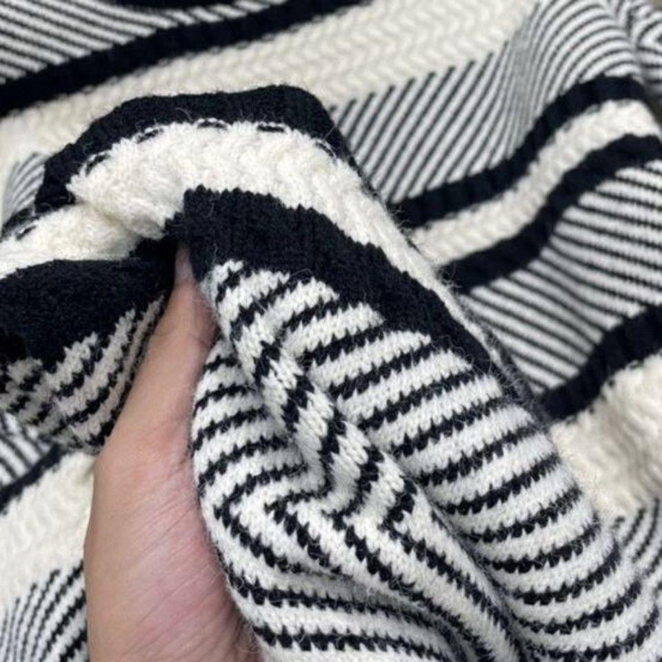 Loose pullover lazy style knitted sweater 0823120702