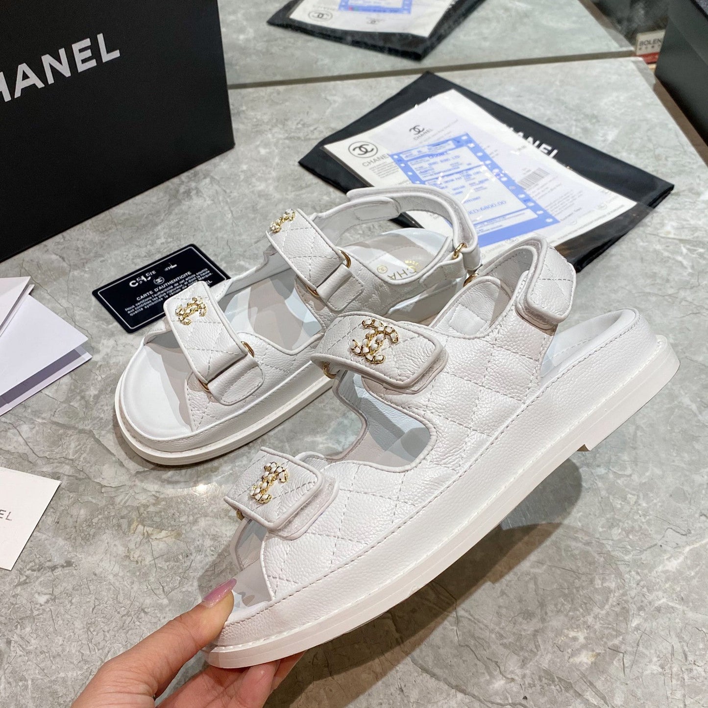 New Classic Leather Sandals XC16052304