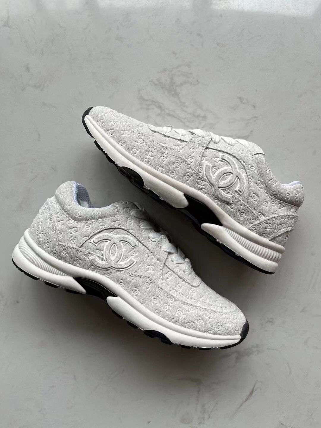 Black And White Panda Embossed Sneakers 0123121301