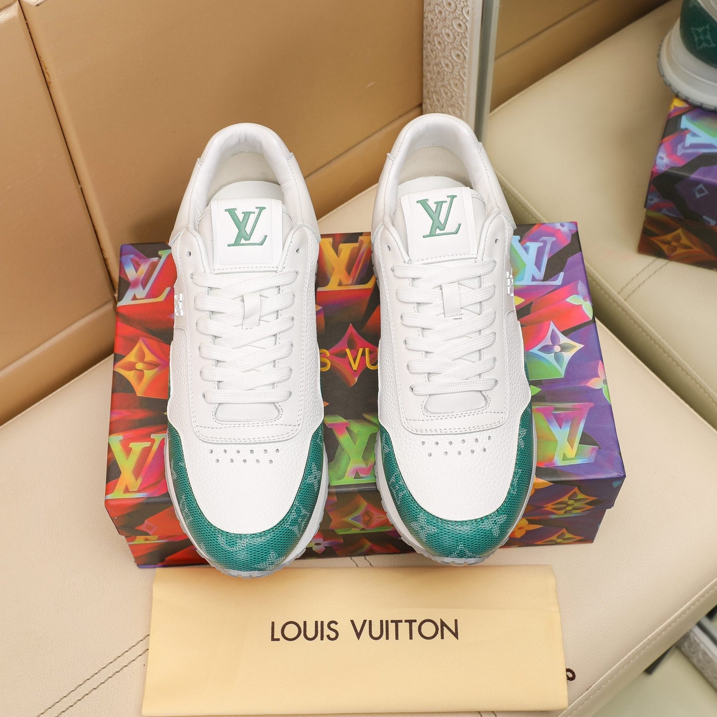 LV RUN AWAY sneaker 1825052111