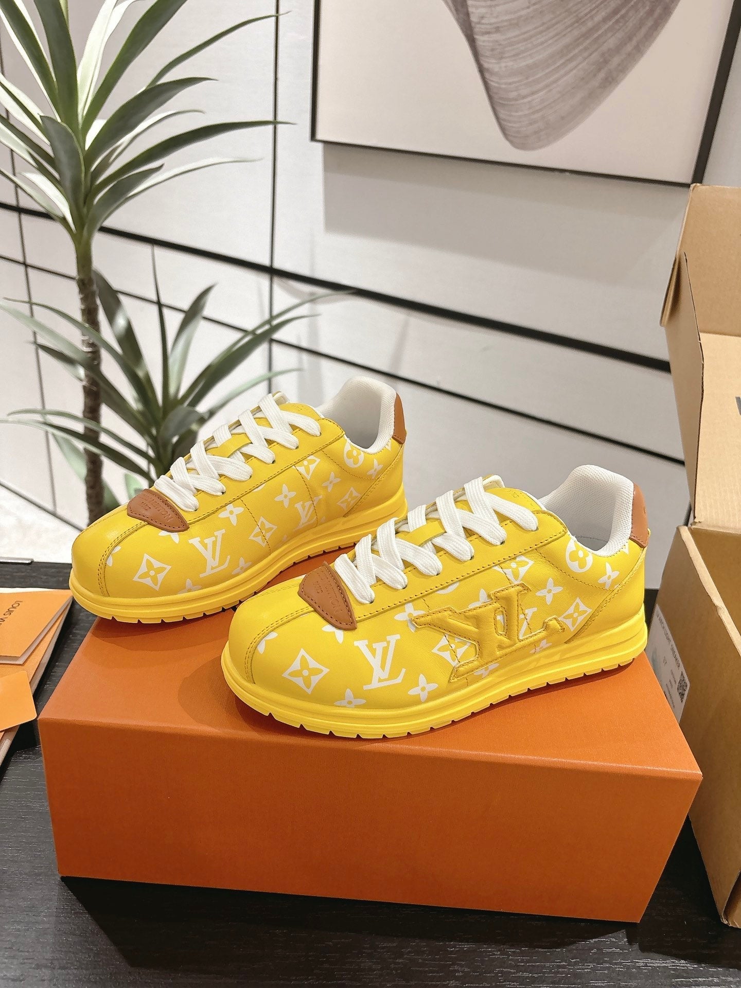 LV Sneaker 1825060605