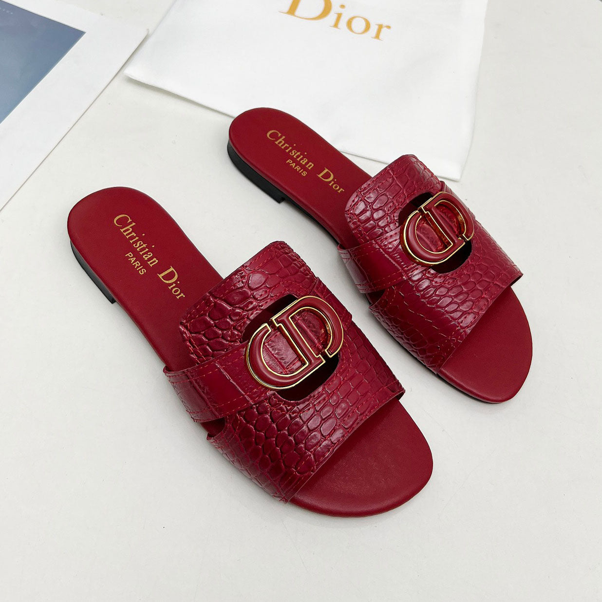 CD Slippers 1825052802